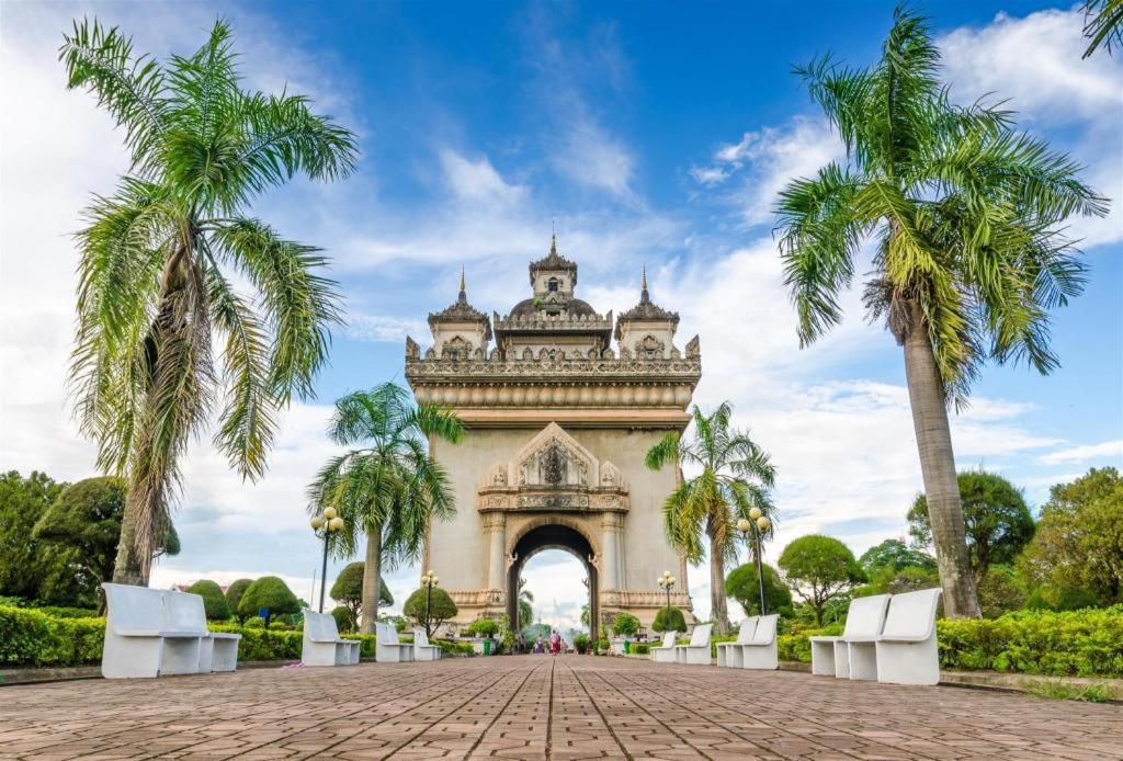 Souvanna 2 Hotel Vientiane Bagian luar foto