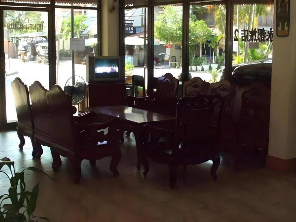 Souvanna 2 Hotel Vientiane Bagian luar foto