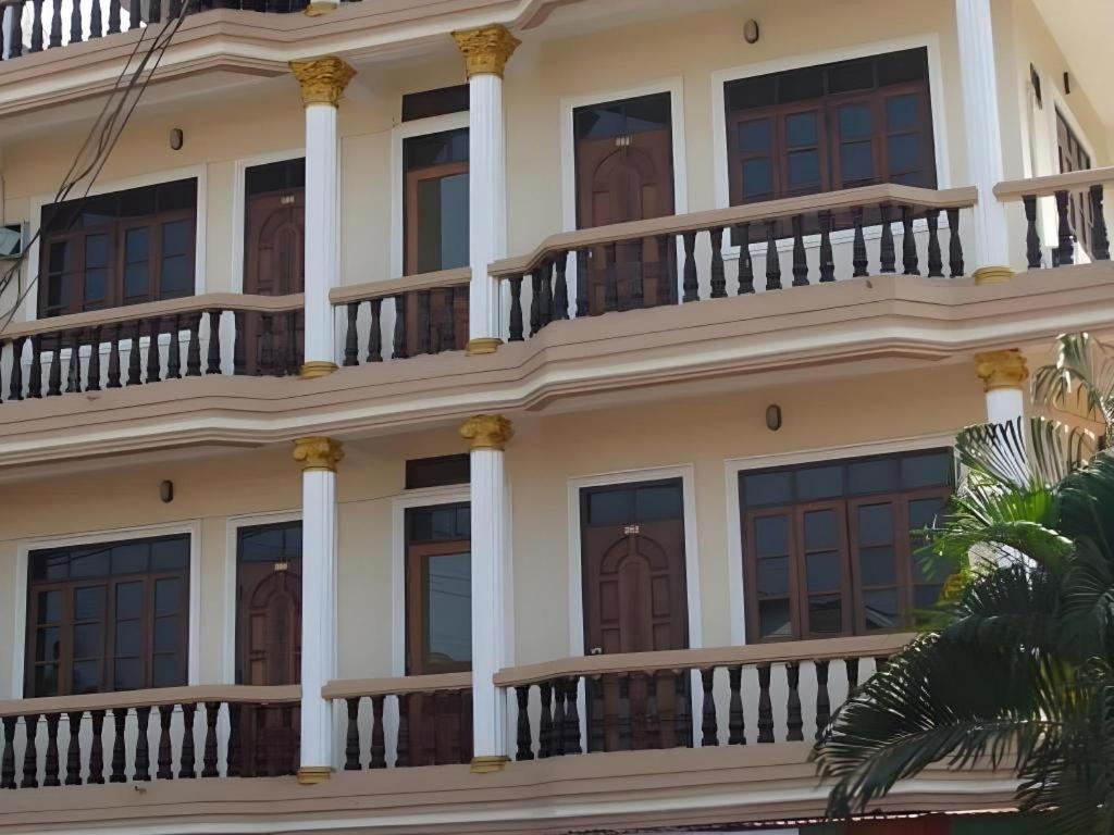 Souvanna 2 Hotel Vientiane Bagian luar foto