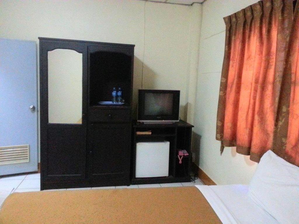 Souvanna 2 Hotel Vientiane Bagian luar foto