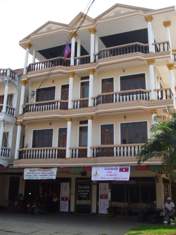 Souvanna 2 Hotel Vientiane Bagian luar foto