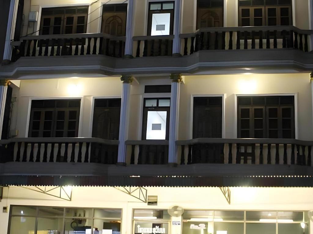 Souvanna 2 Hotel Vientiane Bagian luar foto