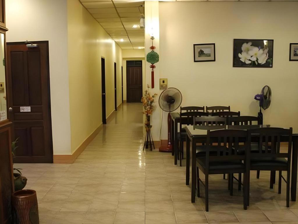 Souvanna 2 Hotel Vientiane Bagian luar foto
