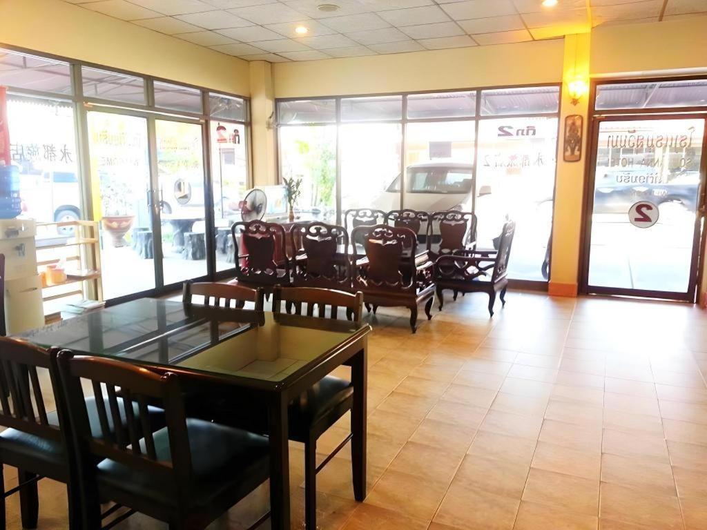 Souvanna 2 Hotel Vientiane Bagian luar foto