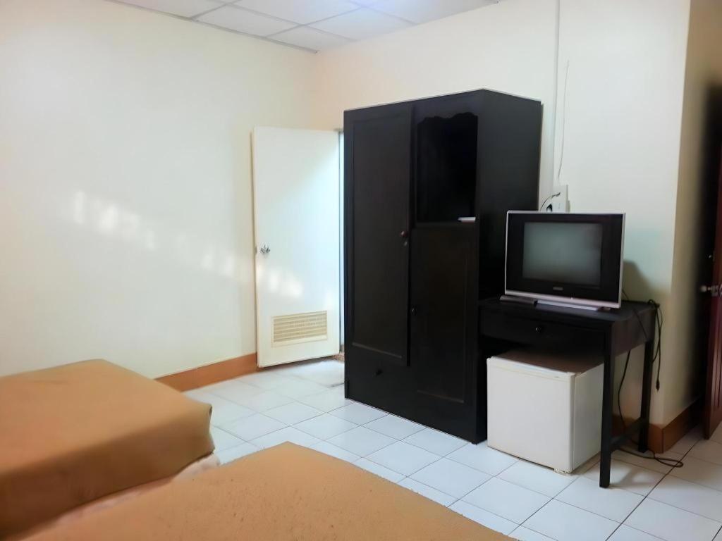 Souvanna 2 Hotel Vientiane Bagian luar foto