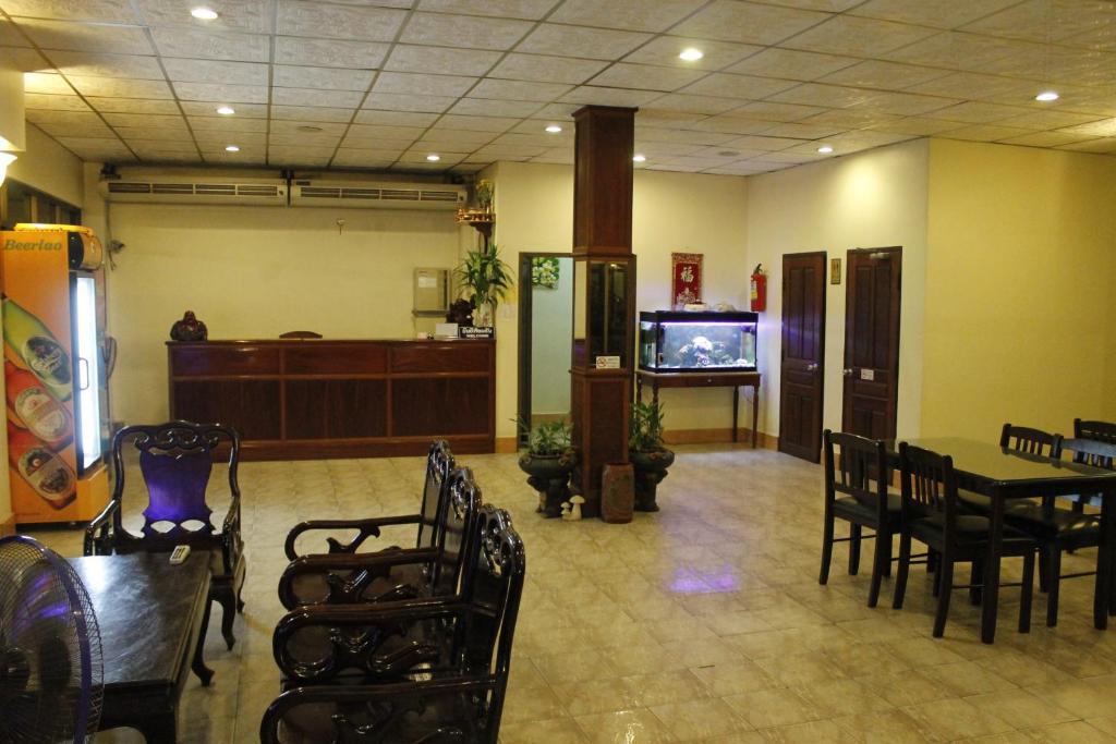 Souvanna 2 Hotel Vientiane Bagian luar foto