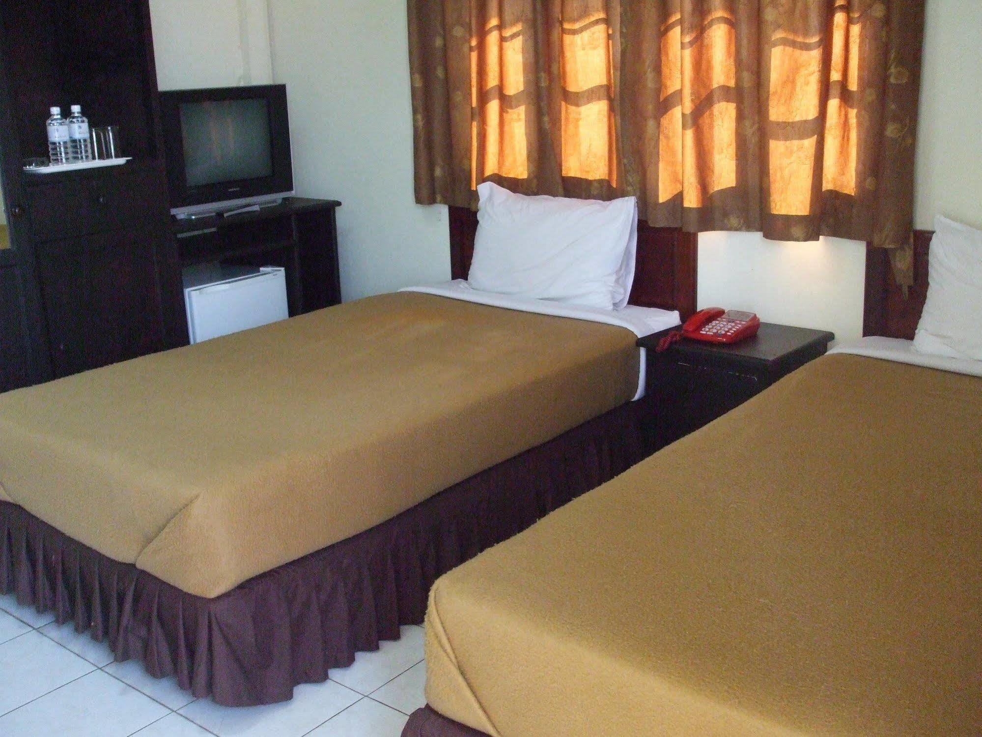 Souvanna 2 Hotel Vientiane Bagian luar foto